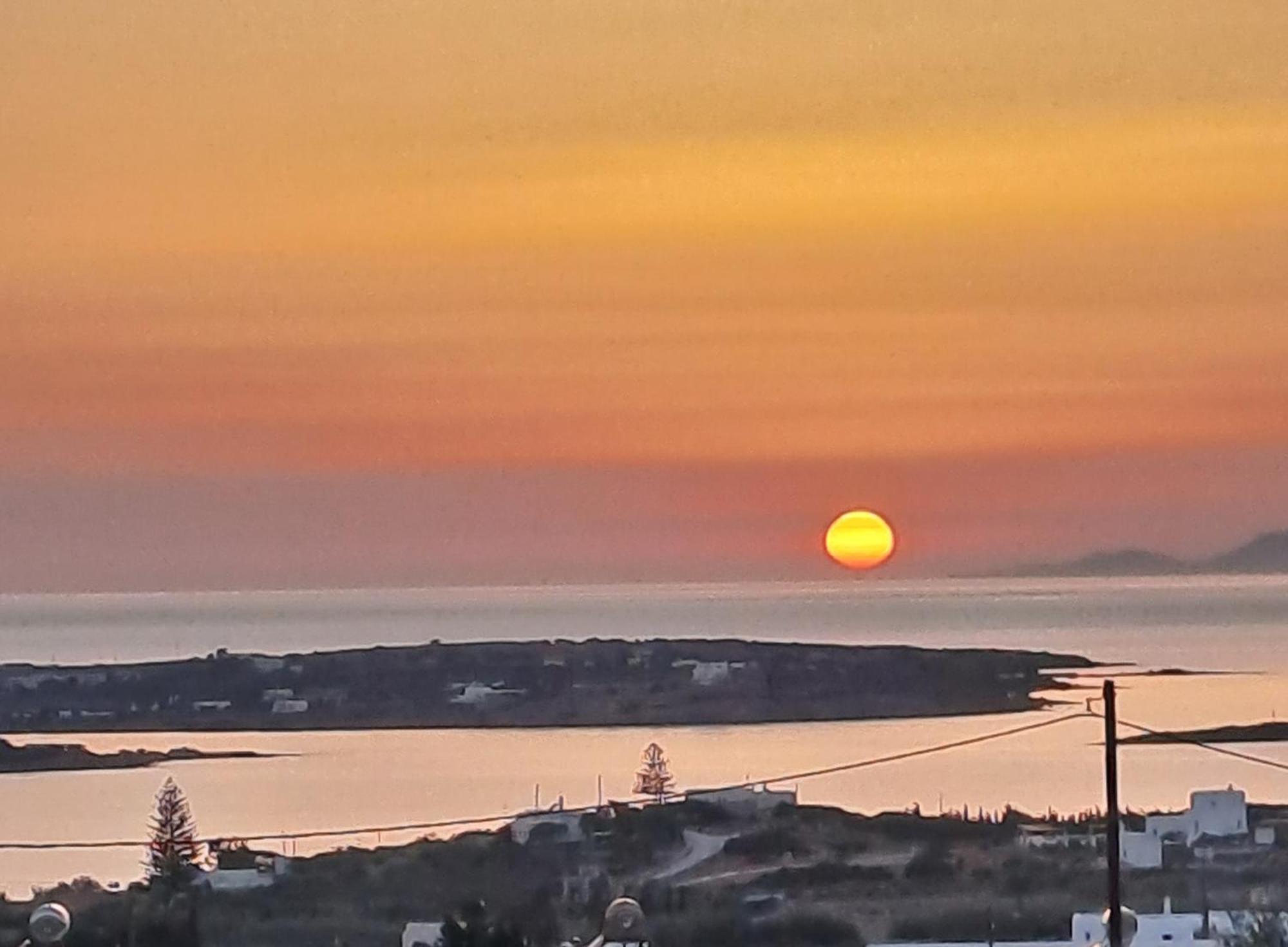 Traditional House Paros Sarakiniko  Номер фото
