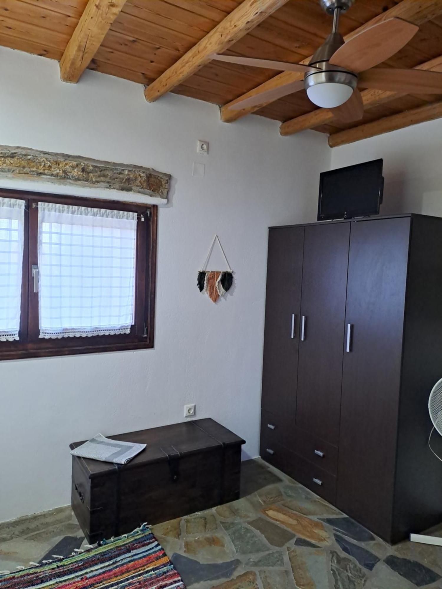 Traditional House Paros Sarakiniko  Экстерьер фото