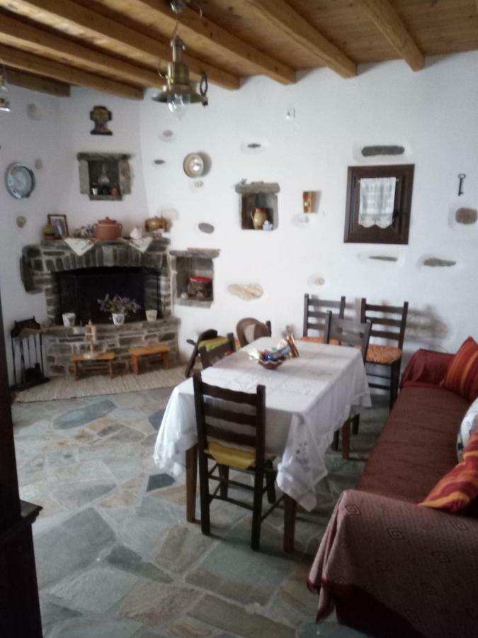 Traditional House Paros Sarakiniko  Экстерьер фото